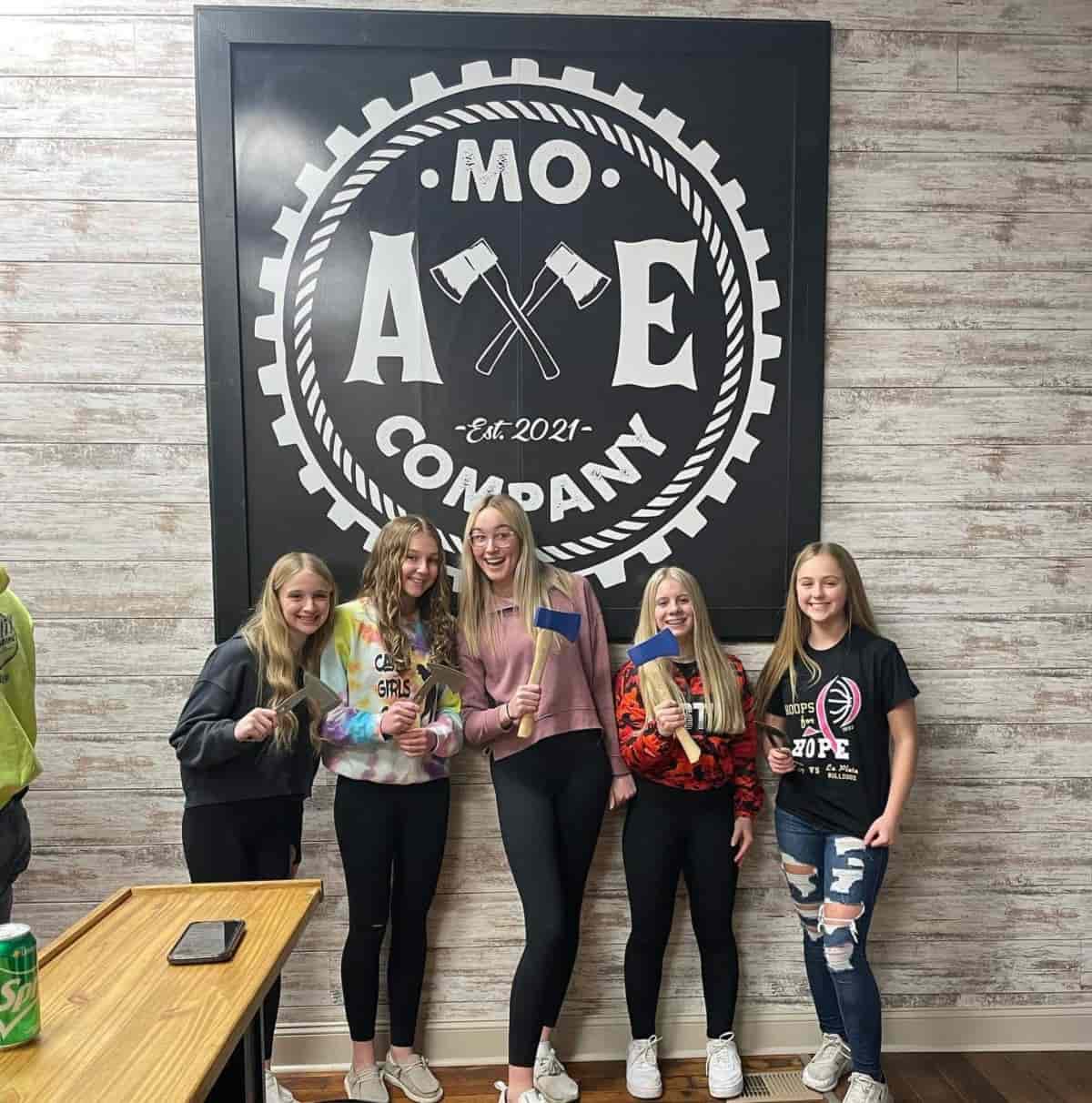 moberly girls night out axe throwing